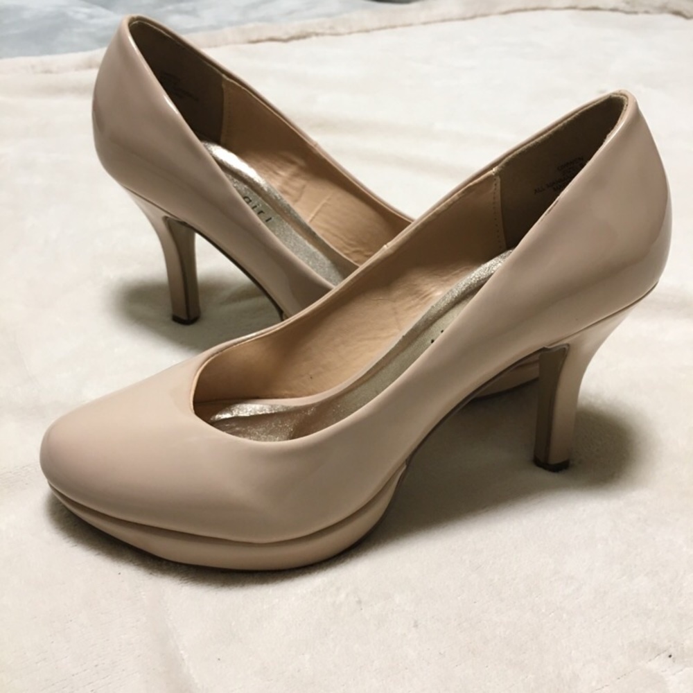 Nude Heels Worn Once 👡